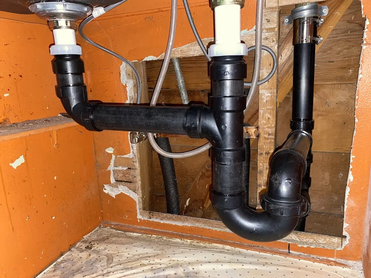 Professional Pipe Bursting equipment and tools on the job in Struthers